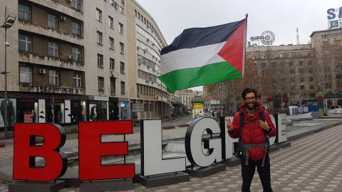 Benjamin Ladraa en Belgrade durante el proyecto 'WalktoPalestine'