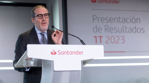 El consejero delegado del Banco Santander, Héctor Grisi, en la presentación de los resultados de la entidad del primer trimestre del 2023, en la Ciudad Grupo Santander, en Boadilla del Monte (Madrid). E.P./Alberto Ortega