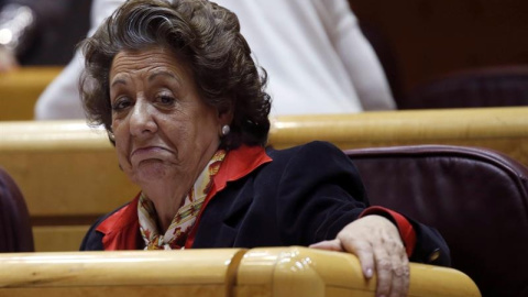 Rita Barberá, exalcaldesa de Valencia, en su escaño en el Senado. EFE/Kiko Huesca