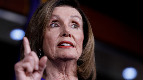 La presidenta de la Cámara de Representantes, Nancy Pelosi, antes de una votación de la Cámara sobre una Resolución de Poderes de Guerra. REUTERS