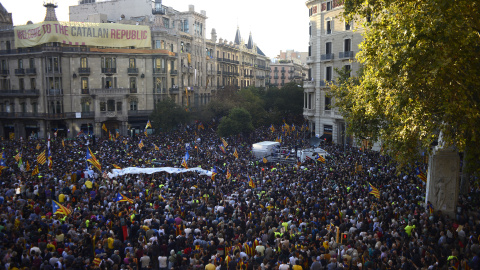 Pancarta con el lema "Welcome to the Catalan Republic". SERGIO BERNAL