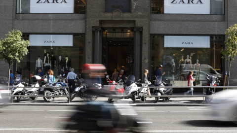 Tienda de Zara, la principal enseña de Inditex, en la Gran Vía madrileña. REUTERS