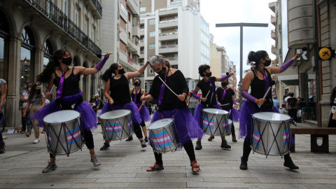 Pasacalle feminista de O Som do Lilá.