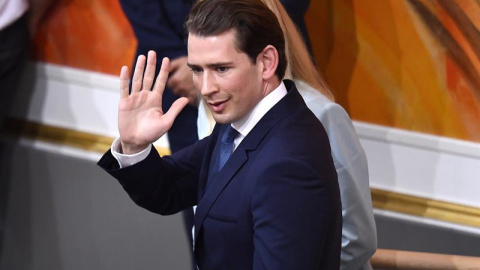 27/05/2019.- El canciller austríaco, Sebastian Kurz, reacciona al ser destituido tras ser aprobada una moción de censura en el parlamento austriaco, este lunes en Viena, Austria. El Gobierno austríaco, controlado por el Partido Popular, ha 