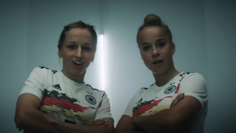 Frame del vídeo de la selección alemana femenina de fútbol.