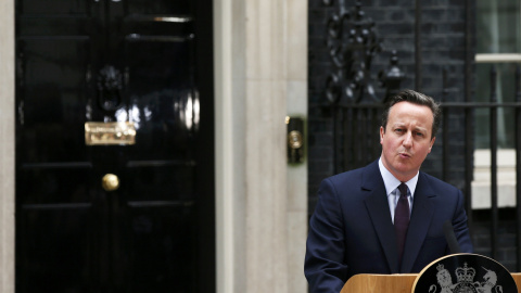 Cameron, en su declaración, a las puertas de Downing Street 10. /REUTERS