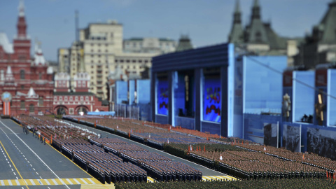 Russian servicemen march during the Victory Day parade at Red Square in Moscow. REUTERS/Host Photo Agency/RIA Novosti