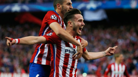 Saúl celebra con Koke su gol al Bayern. Reuters / Sergio Perez