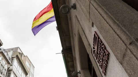 Bandera republicana en la Casa Museo Casares Quiroga./ AYUNTAMIENTO DE A CORUÑA