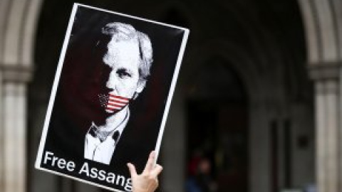 Criminalización, cárcel y acoso judicial: 12 años de persecución contra Assange y la libertad de expresión