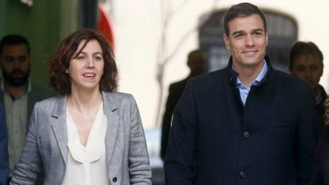 La hasta ahora diputada del PSOE, Irene Lozano, junto a Pedro Sánchez  EFE