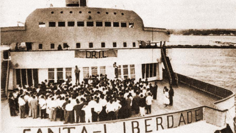 Cubierta del transatlántico Santa María, rebautizado como Santa Liberdade tras su secuestro por un comando del DRIL.