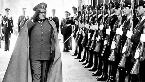 Augusto Pinochet.