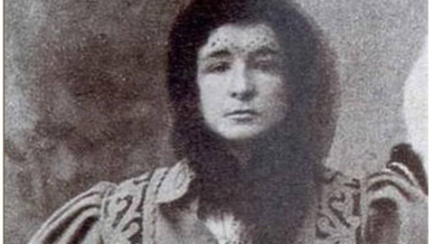 Enriqueta Martí Ripoll.