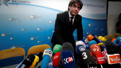 El expresident catalán, Carles Puigdemont, a su llegada para su comparecencia en el Press Club Brussels Europe, en la capital belga. REUTERS/Yves Herman