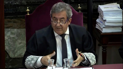 Imagen tomada de la señal institucional del Tribunal Supremo, del fiscal Javier Zaragoza. EFE