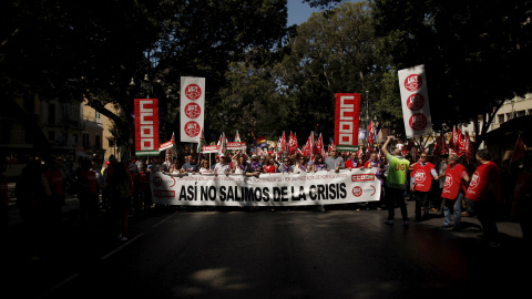 Manifestación de los sindicatos en Málaga en el Primero de Mayo. REUTERS