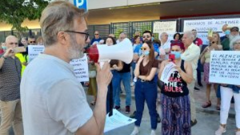 El Padre Ángel continuará al frente de una residencia tras la negativa de Madrid a rescindir el contrato pese a las quejas