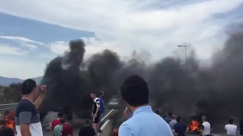 Protestas violentas del sector del taxi en Barcelona