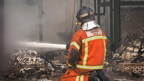 Bombero imagen de archivo