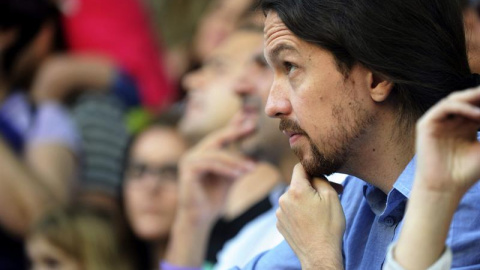 El secretario general de Podemos, Pablo Iglesias, en el acto "Somos Región" que ha organizado Podemos Castilla-La Mancha con motivo de la celebración del Día de Castilla-La Mancha, en la plaza de Zocodover. EFE/Ismael Herrero