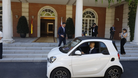 El presidente del Gobierno, Pedro Sánchez, recibe al presidente del Gobierno. EUROPA PRESS/Marta Fernández Jara