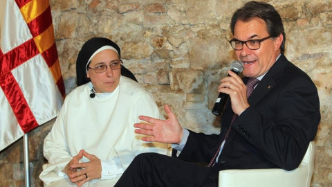 Lucía Caram con Artur Mas./ EFE