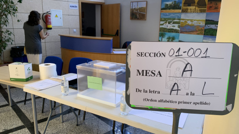 18/06/2022 Los colegios ya están listos para la jornada electoral andaluza