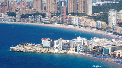 Vista de los edificios de la localidad alicantina de Benidorm. REUTERS/Heino Kalis