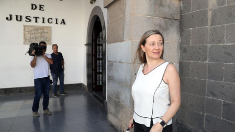 La diputada Victoria Rosell a su llegada a la Audiencia de Las Palmas. EFE