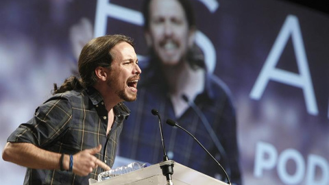 Pablo Iglesias, durante el acto en Zaragoza. EFE/JAVIER BELVER