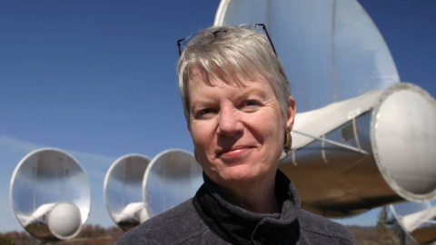 Jill Tarter: "Vivimos un momento apasionante para saber cómo encajamos en el cosmos"