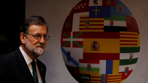 El presidente del Gobierno, Mariano Rajoy, a su llegada a la rueda de prensa tras la Cumbre del Euro en Bruselas. REUTERS/Phil Noble