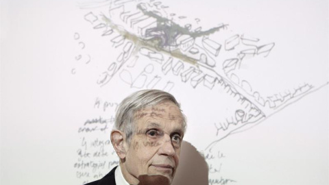 A file picture dated 25 February 2008 of Nobel Laureate, US mathematician John Nash during the press conference held in Madrid, Spain. According to reports from 24 May 2015, John Nash and his wife died on 23 May 2015 in a car accident in Ne