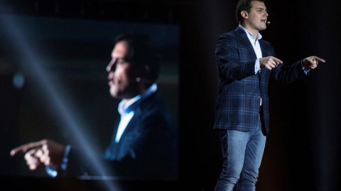 Albert Rivera en miting central de campanya de C's / EFE Enric Fontcuberta