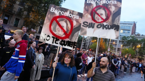 Así ha sido la manifestación deshinchada de Desokupa en Barcelona.