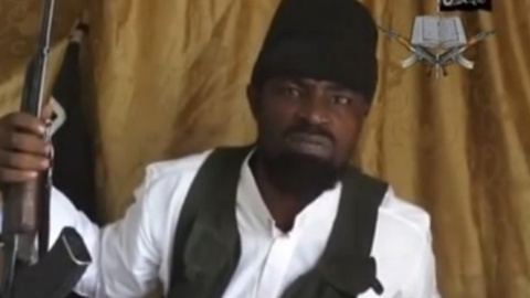 El líder de Boko Haram, Abubakr Shekau, en uno de los videocomunicados que ha difundido la organización. REUTERS