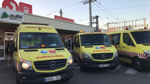 Ambulancias en la estación de Cercanías de Alcalá. EMERGENCIAS 112