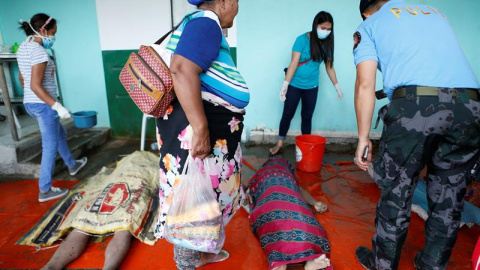 La tormenta Tembin deja Filipinas tras causar 200 mueros en la isla de Mindanao, en el sur del país asiático. EFE/EPA/Jeoffrey Maitem