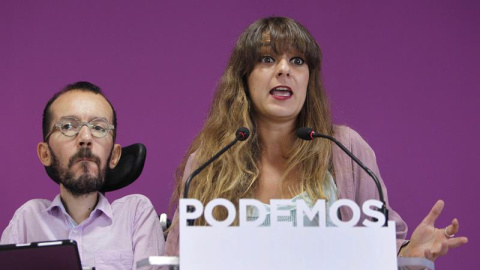 Los portavoces de Podemos Pablo Echenique y Noelia Vera comparecen en rueda de prensa tras el Consejo de Coordinación de Podemos. EFE/Paolo Aguilar