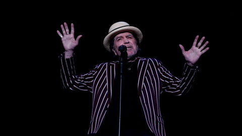 El cantante Joaquín Sabina durante una actuación en el Wizink Center, a 23 de mayo de 2023, en Madrid.