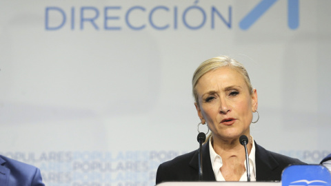 Cristina Cifuentes valorando los resultados en la noche de las elecciones autonómicas y municipales. EFE