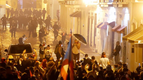 Enfrentamientos con la policía en San Juan / EFE