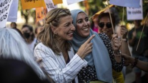 Yolanda Díaz lanza la campaña y el logo de Sumar: "Escuchar, dialogar y cuidar"