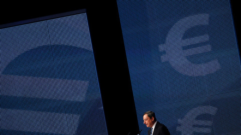 El presidente del BCE, Mario Draghi, durante un acto en Fráncfort. REUTERS/Ralph Orlowski