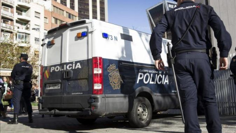 La Policia ha detenido a un taxista de Parla por su presunta implicación en la pelea./ EFE