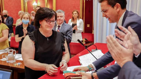 Sandra Rodríguez Salas toma posesión como concejal en el Ayuntamiento de Granada.