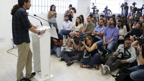 Pablo en una rueda de prensa valorando resultados electorales./REUTERS