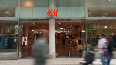 Foto de archivo. Una de las tiendas de H&M en la ciudad de Estocolmo, julio de 2023.