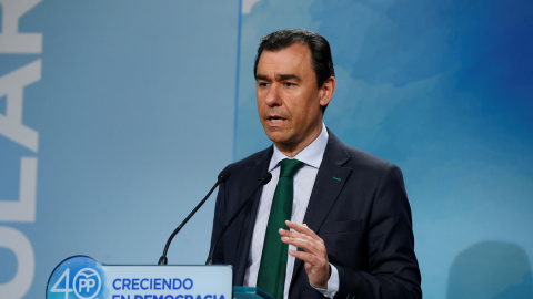 El coordinador general del PP, Fernando Martínez-Maíllo, durante la rueda de prensa que ha ofrecido tras la reunión del Comité de Dirección del PP. EFE/ Paco Campos